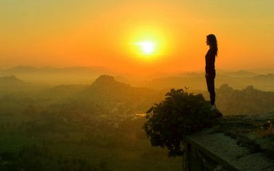 Se sentir en décalage – le signe de ta vraie nature ?